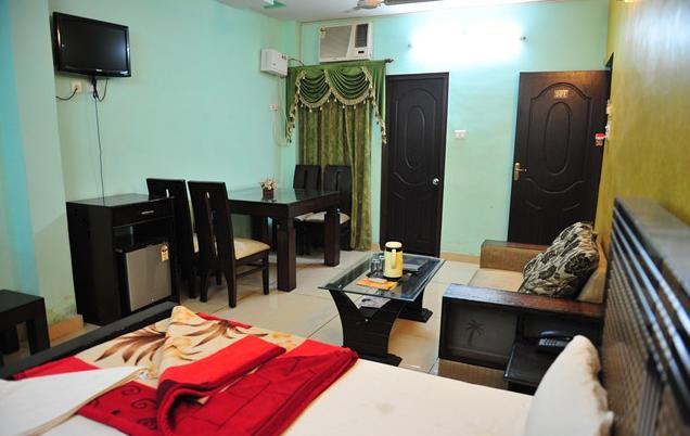 Hotel Rest Inn Lucknow Ruang foto